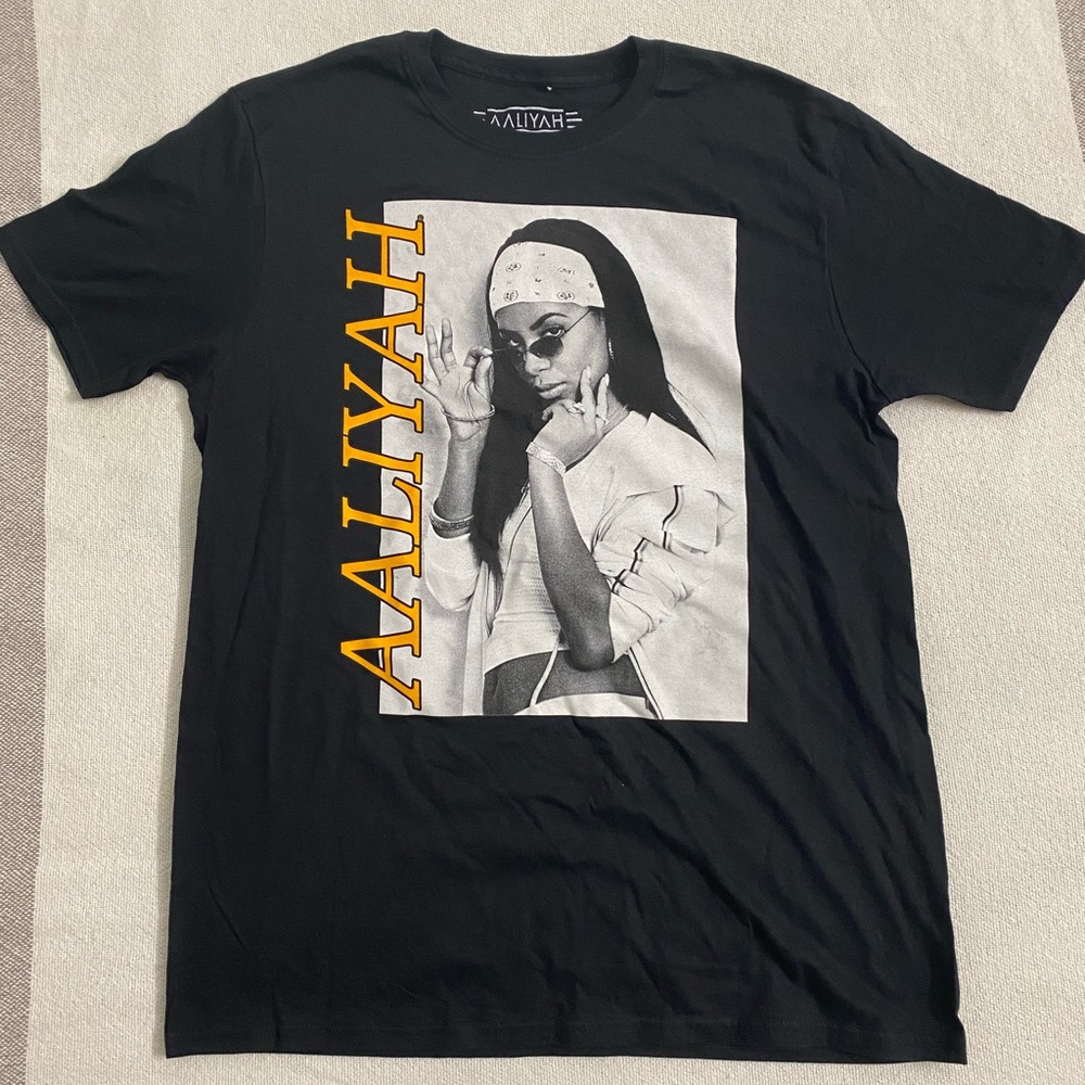 Aaliyah R&B Black Graphic T-Shirt size Men’s S RIP